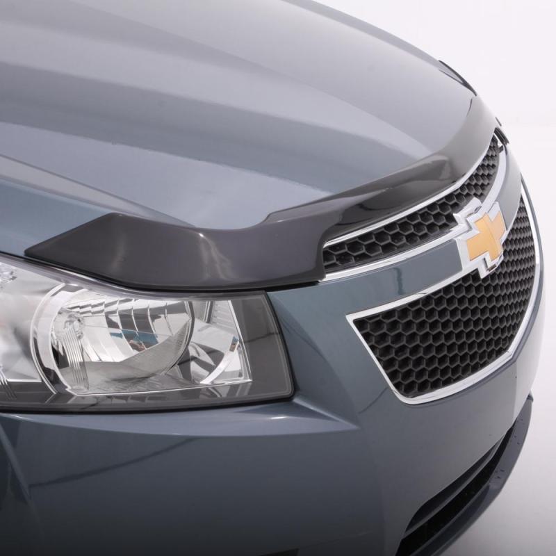 AVS 08-12 Chevy Malibu (Grille Fascia Mount) Aeroskin Low Profile Acrylic Hood Shield - Smoke