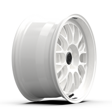 Load image into Gallery viewer, fifteen52 Holeshot RSR 18x9.5 5x114.3 38mm ET 73.1mm Center Bore Rally White