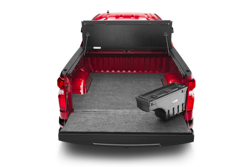 UnderCover 07-18 Chevy Silverado 1500 (19 Legacy) Passengers Side Swing Case - Black Smooth